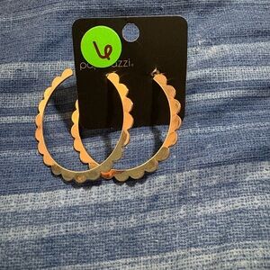 Paparazzi Scalloped Gold Earrings